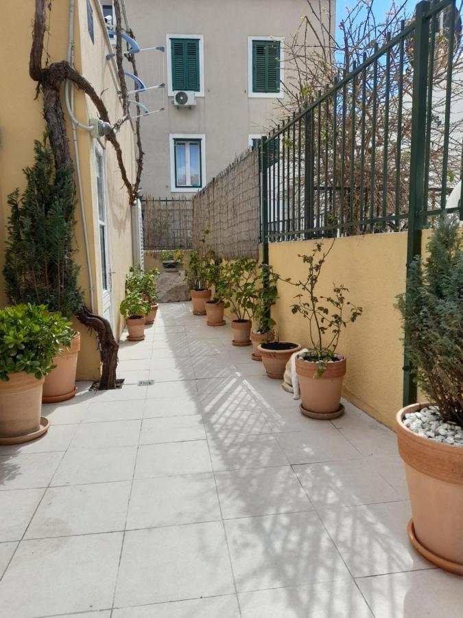 Ferienwohnung Luxury Mansarda Duplex - City Centre - Stone House Split Exterior foto