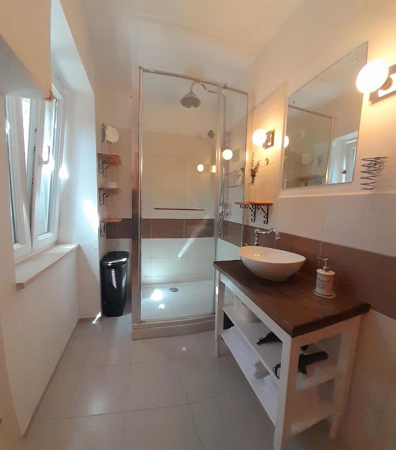 Ferienwohnung Luxury Mansarda Duplex - City Centre - Stone House Split Exterior foto
