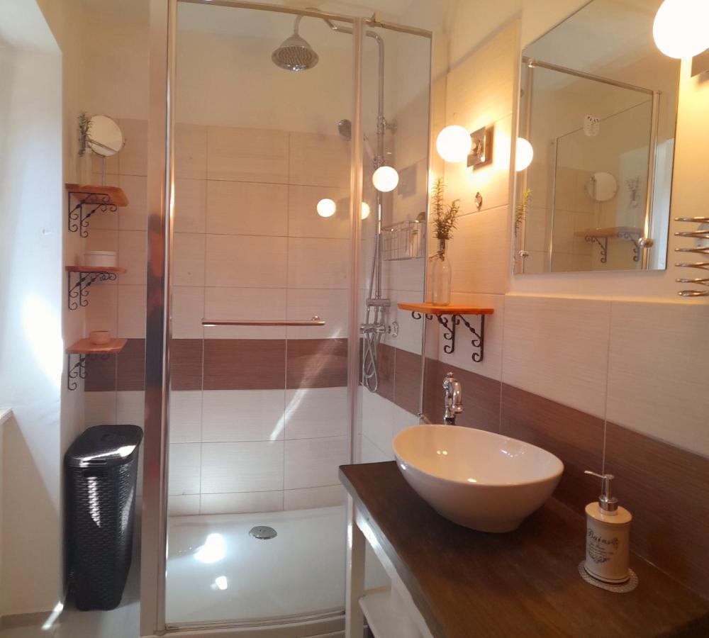 Ferienwohnung Luxury Mansarda Duplex - City Centre - Stone House Split Exterior foto